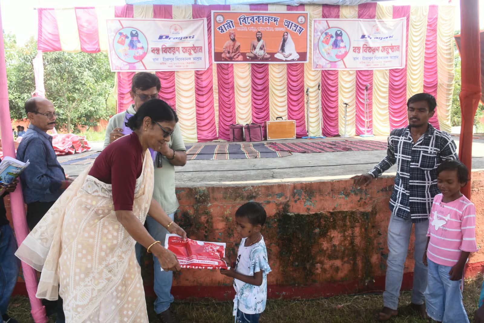 Volunteers at a charity drive