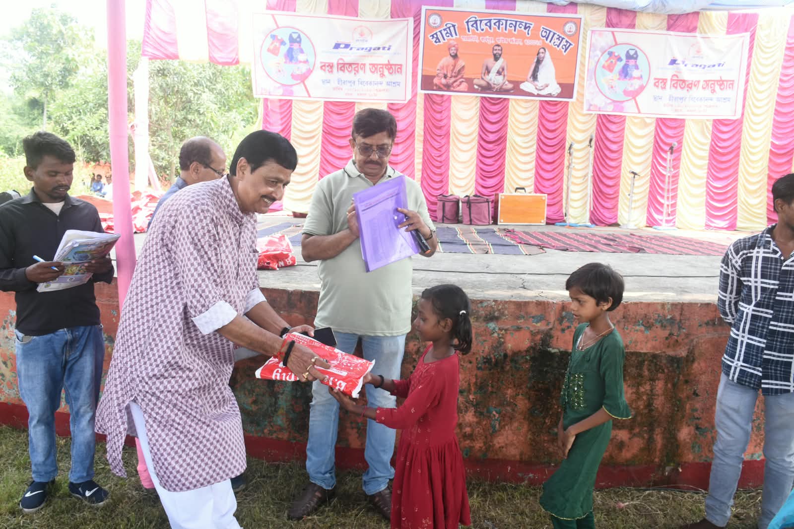 Volunteers at a charity drive