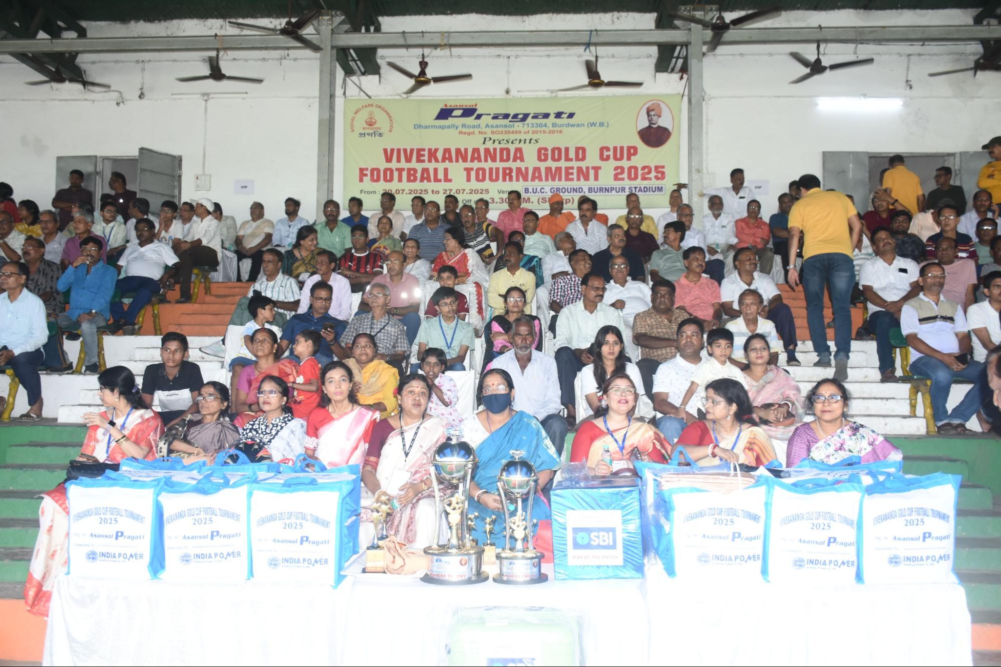 Volunteers at a charity drive