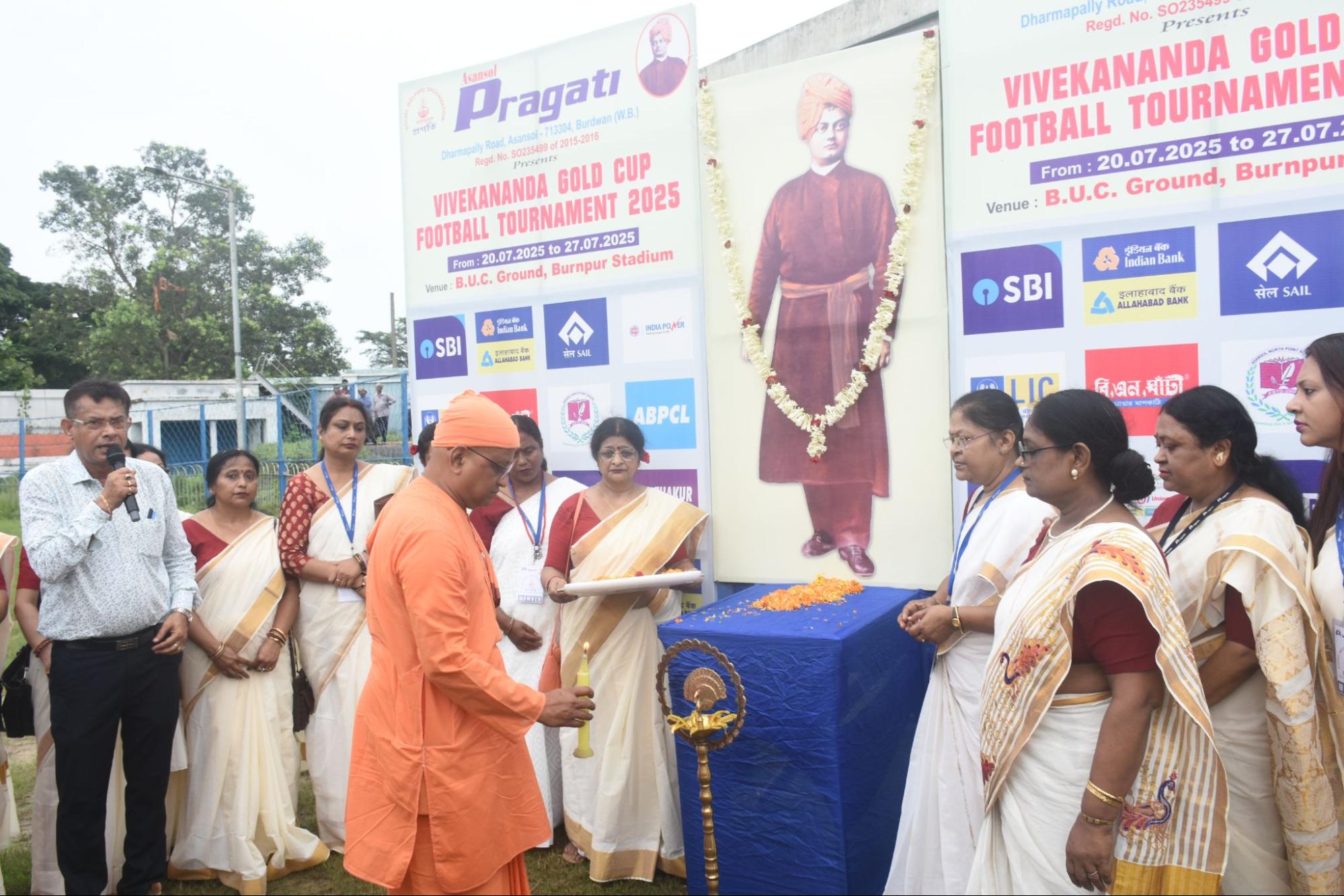 Volunteers at a charity drive