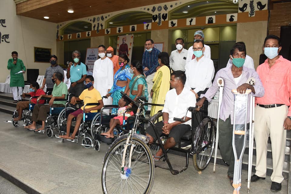 Volunteers at a charity drive